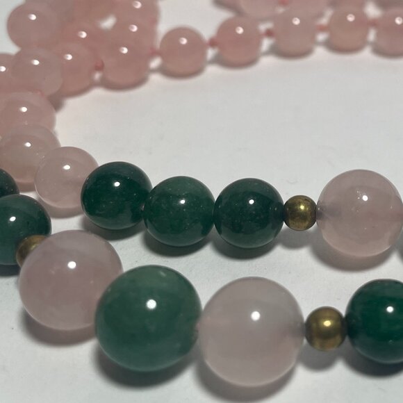 Rose Quartz/Green Jade Gemstone Necklace - Picture 8 of 9